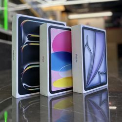 iPad Pro 13 Inch M4 , iPad Air 7th Gen M2, & iPad 11th Gen A16 ;Take It Home In Payments/ llévalo a casa en pagos 