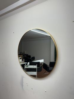 Round Mirrors