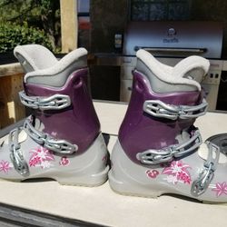 Salomon T3 Girl's Ski Boot 