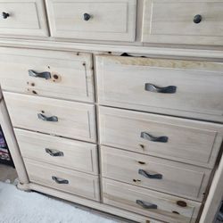 Stanley Furniture Bedroom Set