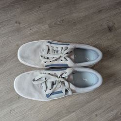 Men's Puma shoes size 11