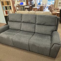 ✨ MOVE-OUT SALE: High-Quality Furniture (Under 2 Years Old) ✨