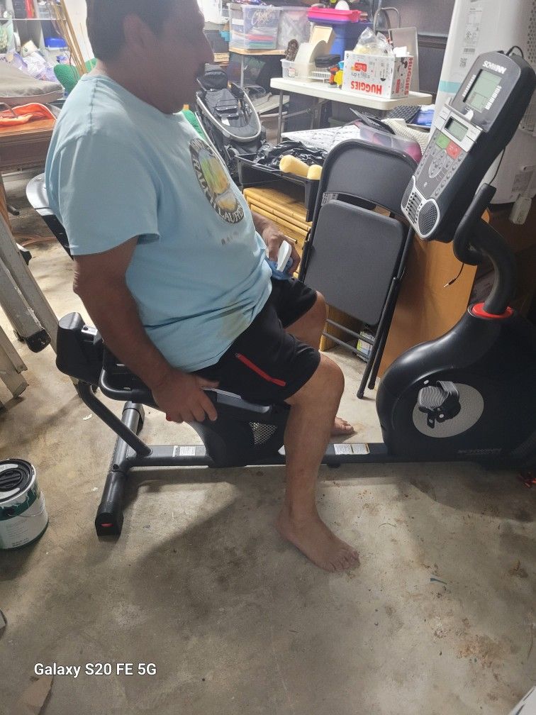 schwinn Journey 2.0 recumbent bike