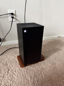 Xbox Series X 1 TB (Great Condition)
