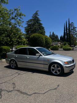 2005 BMW 325i