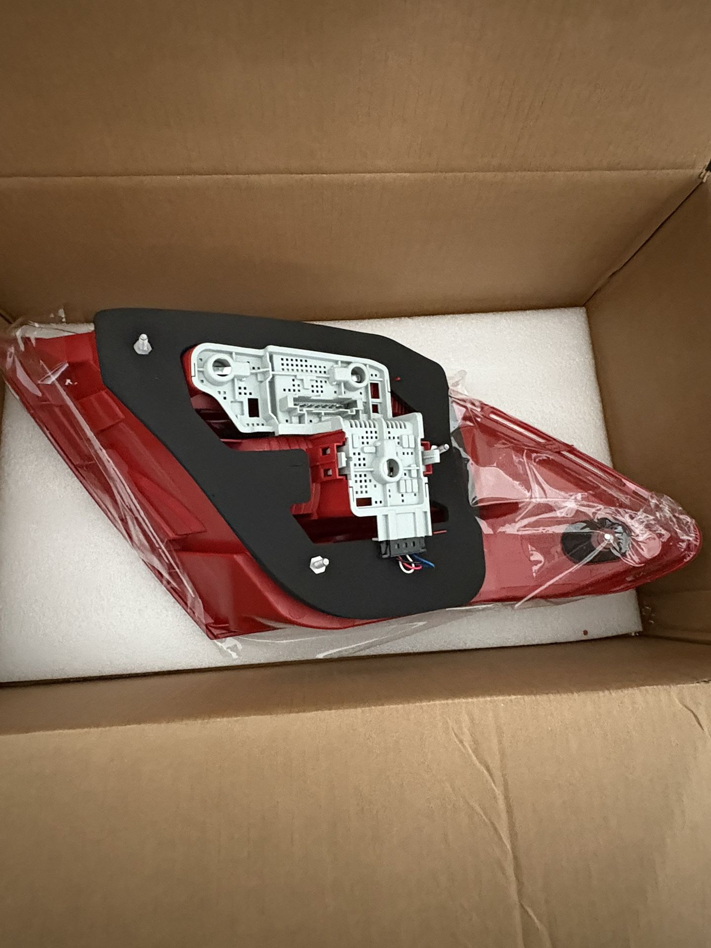 Right Tail Light For Mercedes Benz