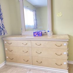 Free Dresser