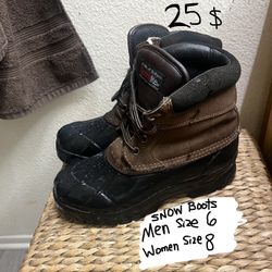 Snow Boots Used Good Condition Just Needs Cleaning On Outside Other Than That. They Work Perfectly Fine ONLY 25$