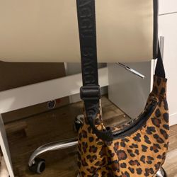 Small Cheetah Print Baggu