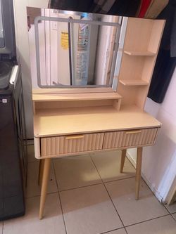 Vanity Desk with Mirror and Drawers