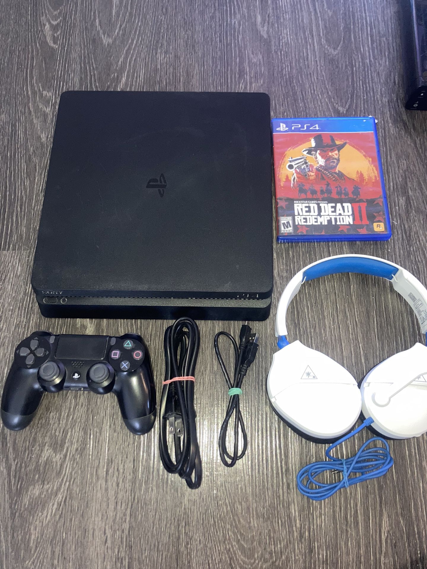 Ps4 Slim 1tb With Red Dead Redemption 2 + Turtle Beach Headset 