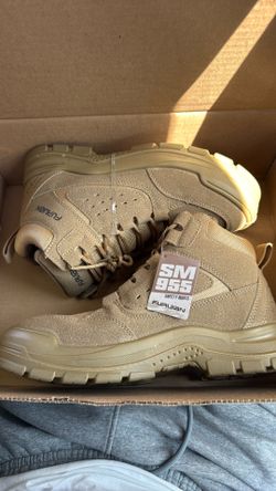 Steel toe boots
