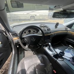 2004 Mercedes C320 