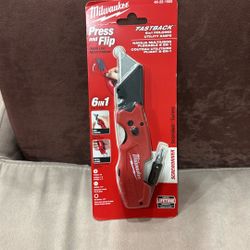 Milwaukee Utility Knife 