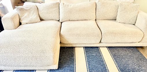 Sectional couch $270