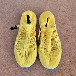 Lightweight Quick-Drying Aqua Shoes | Women's Size 8 | Yellow