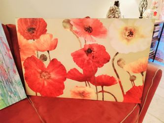 Beautiful red/orange flower canvas