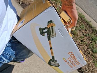 Cordless vacuum cleaner v10 pro