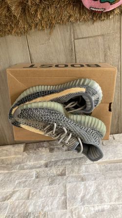 Yeezy Boost 350 v2
