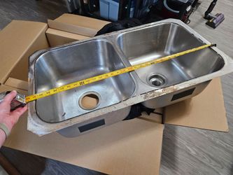 Kitchen sink SS double basin undermount
