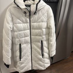 White Kenneth Cole Winter Coat Size Small