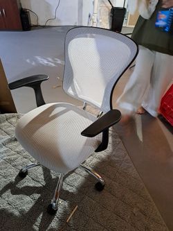 Mesh Office e chair
