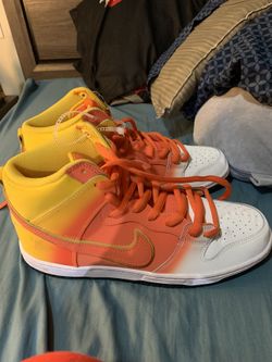 Nike SB pro Dunk High Candy Corn Sweet Tooth