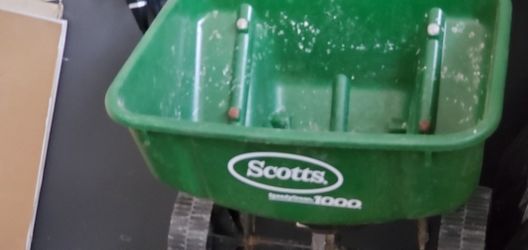 Scotts Spreader 