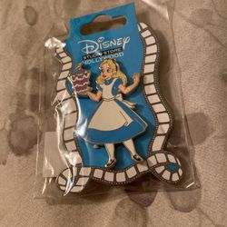 Disney ALICE IN WONDERLAND WITH CAKE Studio Store Hollywood PIN