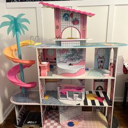 LOL Doll house 