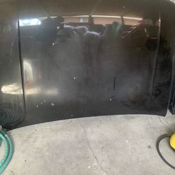 GMC Hood For 2005 GMC’s 