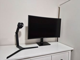 Samsung QLED CHG70 32 GAMING MONITOR