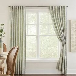 Home Decorators Collection 72 in. - 144 in. Telescoping 1 in. Single Curtain Rod – New