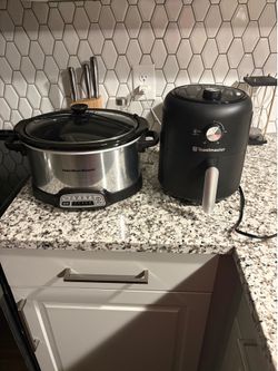 Air fryer and Slow Cooker