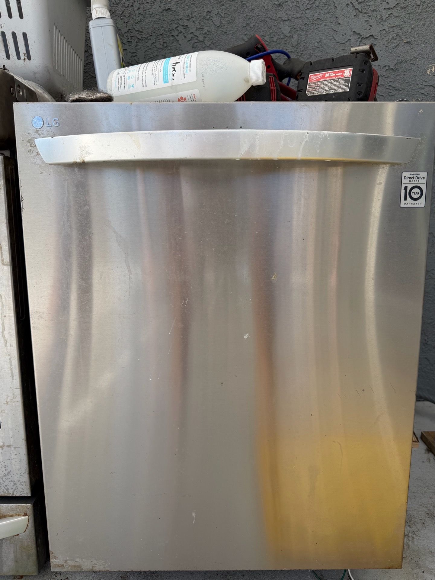 LG stove and LG dishwasher