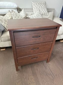 BRUSALI 3-Drawer Dresser - $80