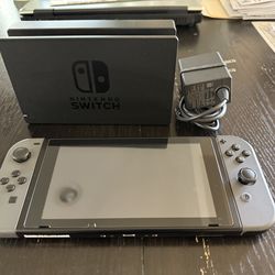 Nintendo Switch LCD Grey