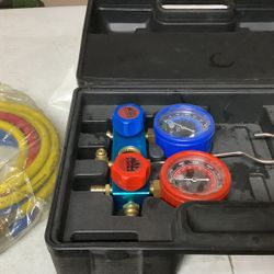 Mac Tools Professional A/C Manifold Gauge Set with Hoses & Case – Tested