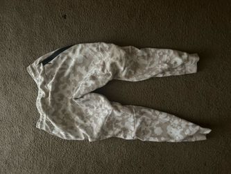Nike tech sweatpants