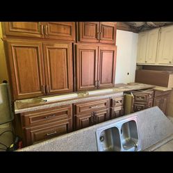 Kitchen Cabinet 