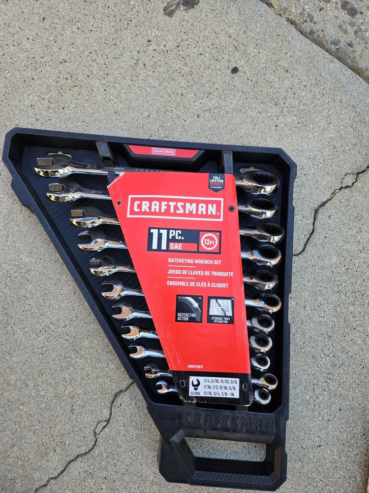 The Craftsman 11 pc. SAE Ratcheting Combination Wrench Set
