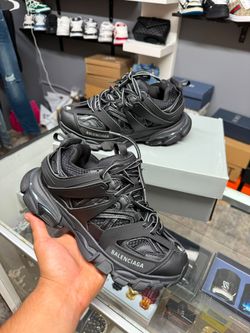Balenciaga runners