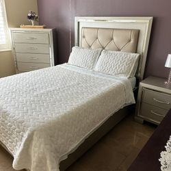Bedroom Set 