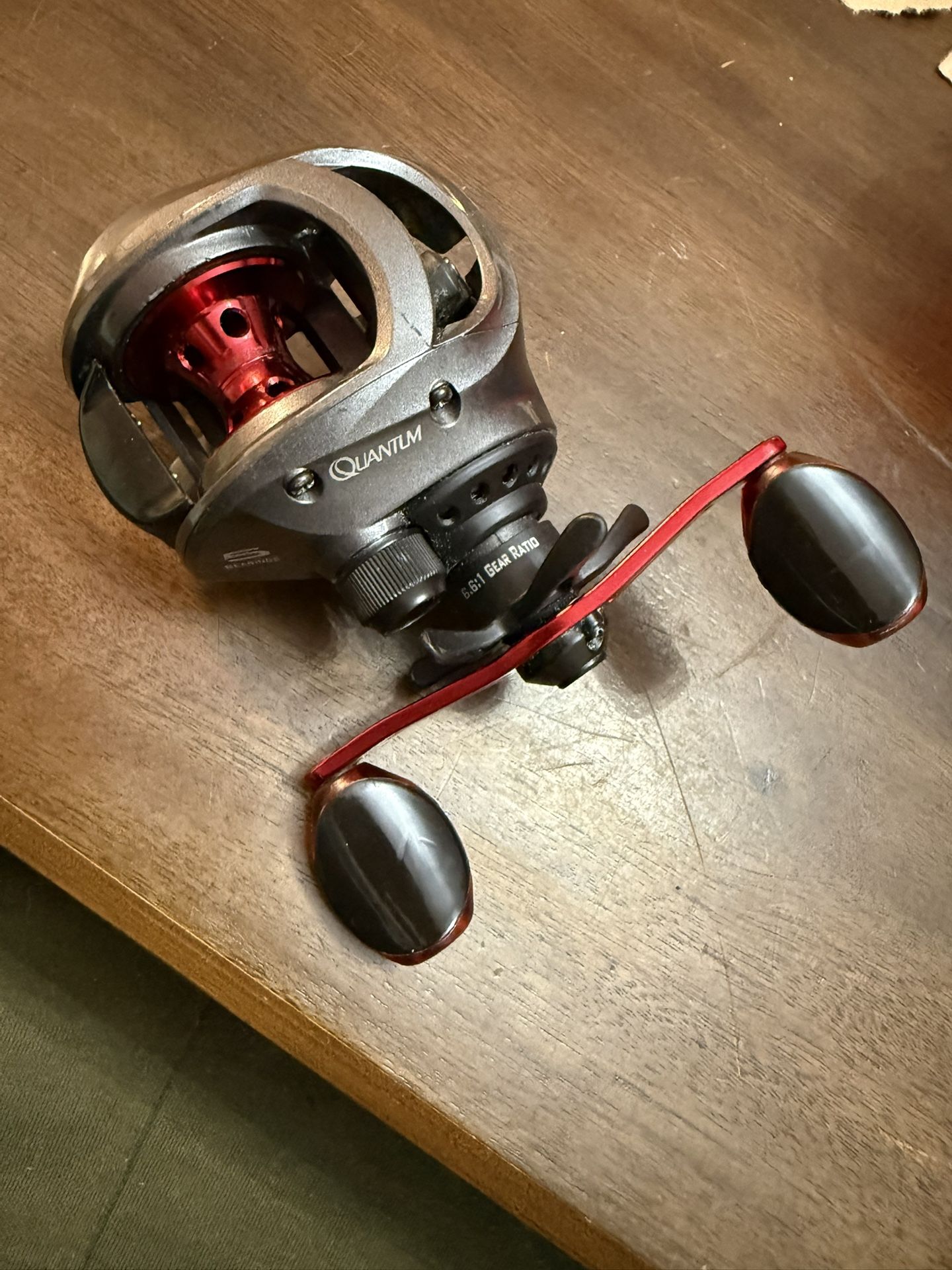 Quantum Baitcaster