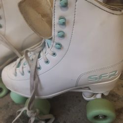 Skates 