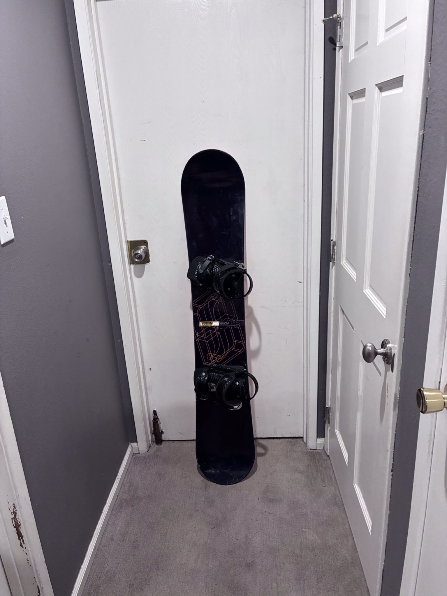 Snowboard with Bindings - Size 151cm