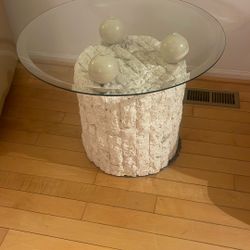 Post Modern 1980th 2 Stone Round Side Tables With Glass Top