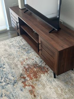 TV Stand / Media Console