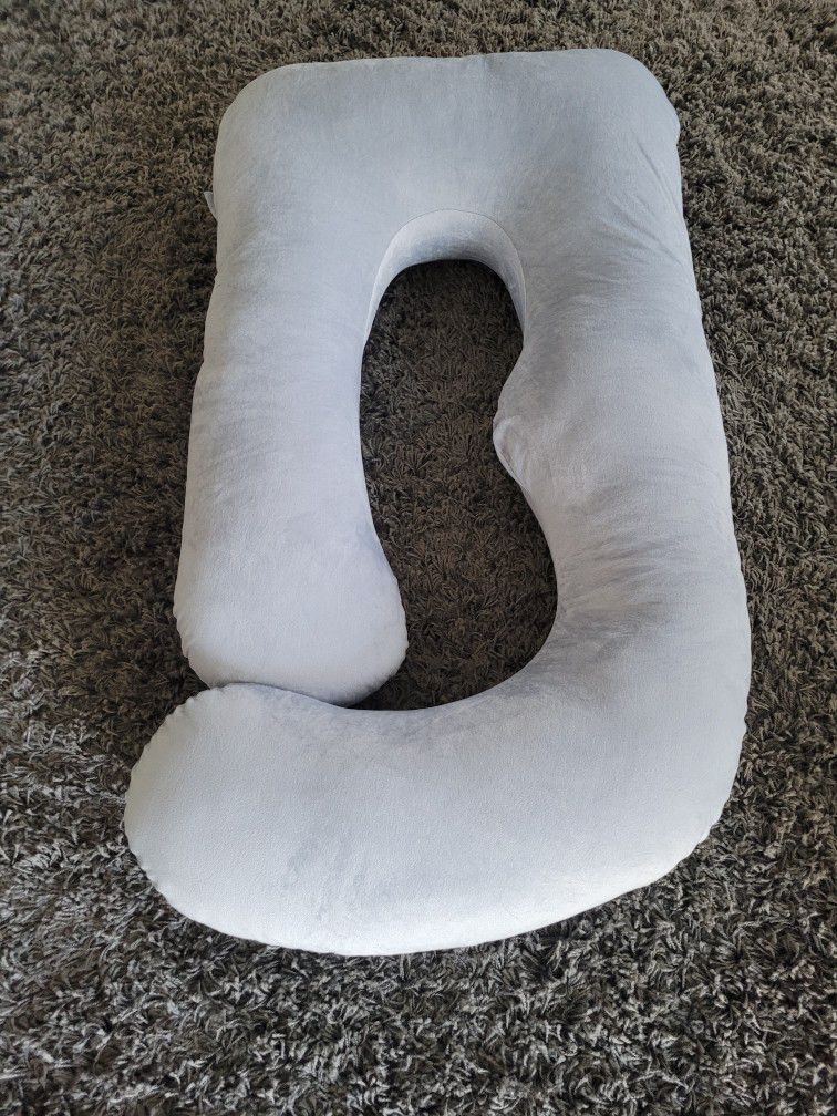 Moon Park Pregnancy Pillow Brand New Never Used