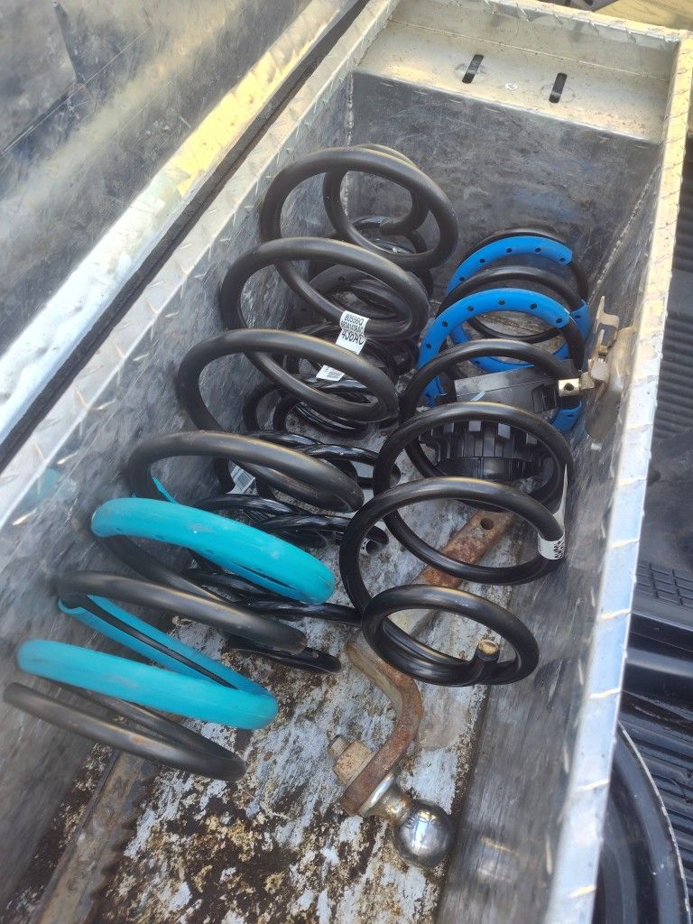 Jeep parts For A 2020 $300/bestoffer